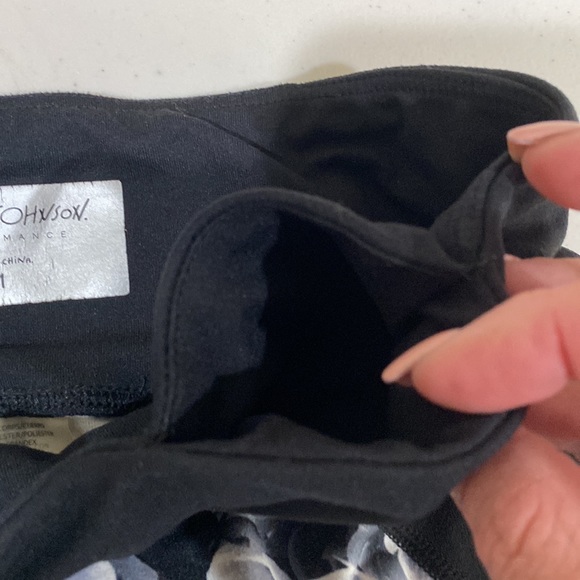 Betsey Johnson performance leggings for women - Picture 5 of 5